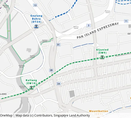Map of the area around Blk 44 Sims Dr in Geylang, showing 400 m and 1 km rings and 1 primary school within 1 km