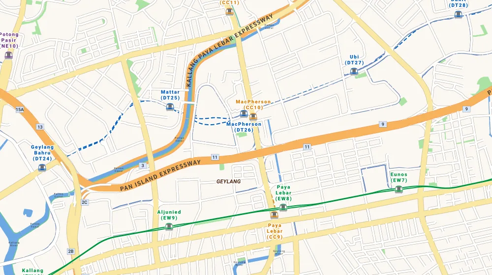 Map of the area around Blk 82A Circuit Rd in Geylang, showing 400 m and 1 km rings and 2 primary schools within 1 km