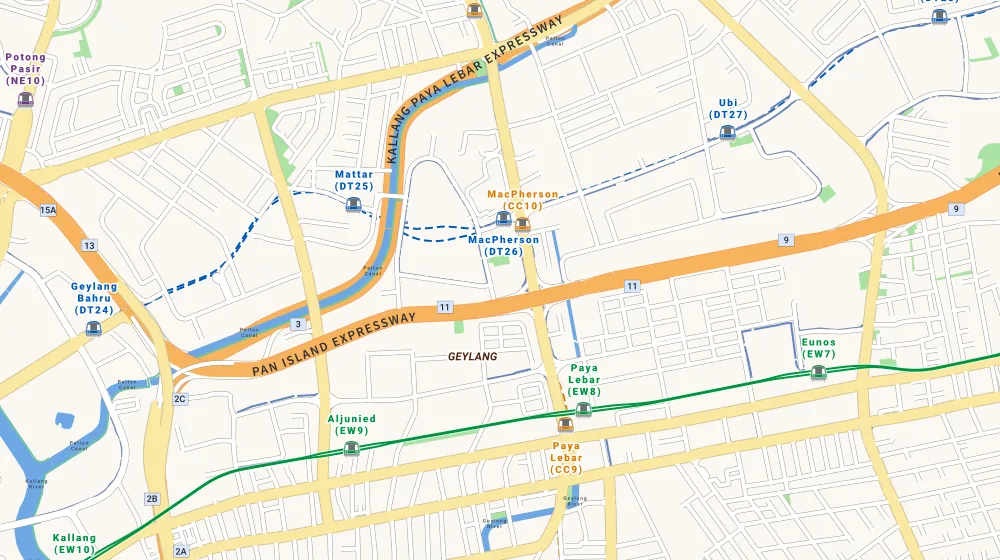 Map of the area around Blk 82B Circuit Rd in Geylang, showing 400 m and 1 km rings and 2 primary schools within 1 km